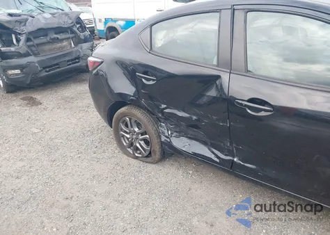 2019 Toyota Yaris Le from USA, damaged, VIN 3MYDLBYV6KY504230